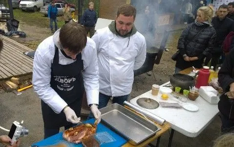 Гастрономический фестиваль "Медовуха fest" впервые прошел в Суздале