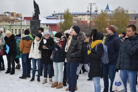 Более 150 жителей Тюмени приняли участие в историческом квесте "Битва за Севастополь"