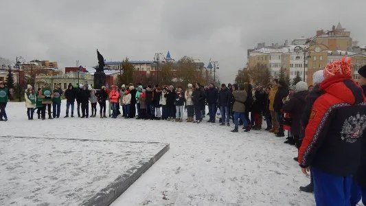 Более 150 жителей Тюмени приняли участие в историческом квесте "Битва за Севастополь"