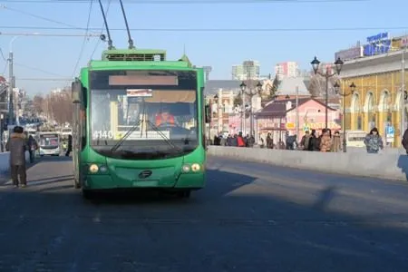 Мост через реку Барнаулку открыт после реконструкции в исторической части Барнаула