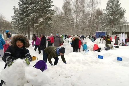 Праздник "Алтайская зимовка" в Алтайском крае посетили более 10 тыс. зрителей