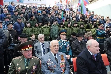 Ретро-поезд "Победа" впервые прибыл в Махачкалу