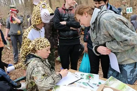 Волонтеры посадили тысячи кедров в приморском нацпарке "Земля леопарда"