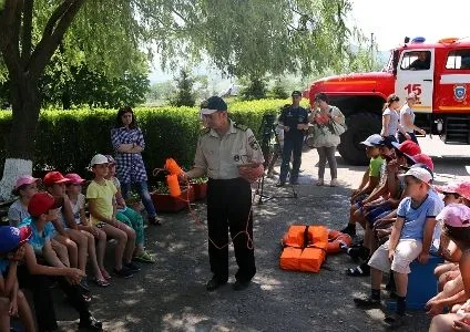 Около тысячи детей стали участниками марафона детской безопасности в Карачаево-Черкесии