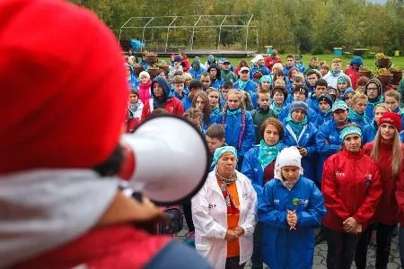 Волонтеры очистили более 1200 гектар побережья Байкала в ходе ключевой акции экомарафона "360" минут