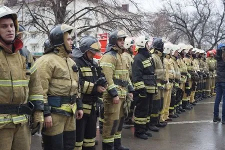 Спасатели провели пожарно-тактические учения в гостиничном комплексе Ростова-на-Дону в преддверье ЧМ-2018