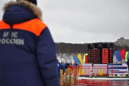 Чемпионат мира по ледяному плаванию завершился в Мурманске