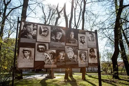 В Измайловском саду Петербурга покажут фотографии актеров-фронтовиков