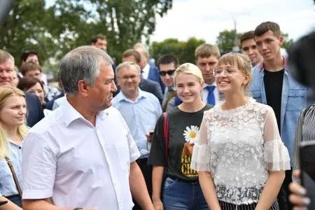 В крупнейшем студгородке Саратова до октября построят современный спорткомплекс - Володин