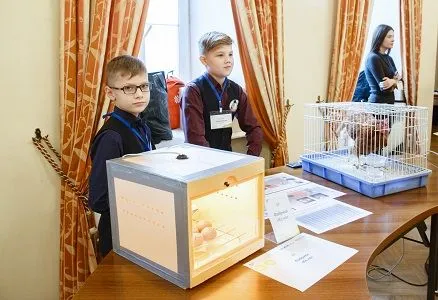 Эко-дом будущего и сухой мед презентовали ученые на выставке в ТУСУРе