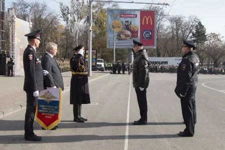 Парад в честь Дня сотрудников органов внутренних дел РФ в третий раз прошел в Ростове-на-Дону